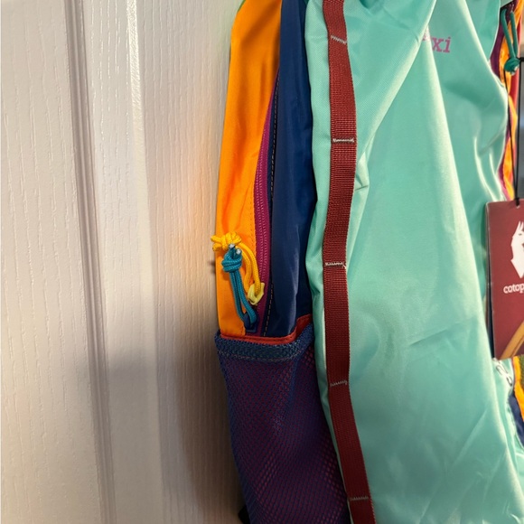 Cotopaxi Batac 24L Backpack with Aqua and Red - Picture 4 of 6